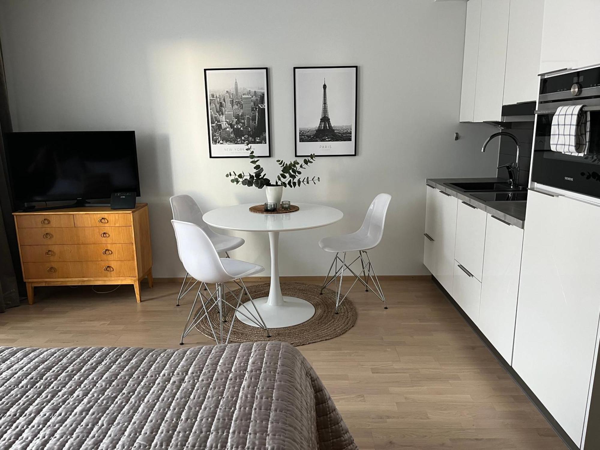Studio Vip - Close To Airport And Tikkurila Train Station Βάνταα Εξωτερικό φωτογραφία